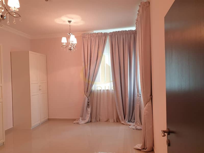 9 Upgraded Unit | Vacant on transfer | 2BR with Balcony