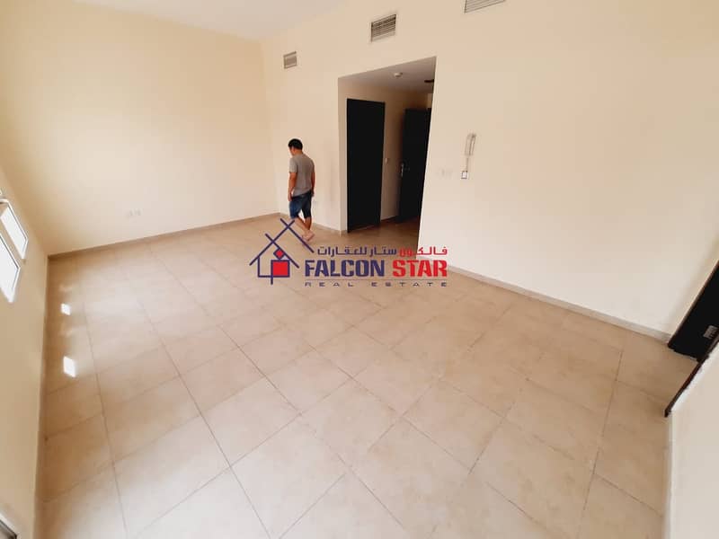 6 SPECIOUS 1 BED | WITH ACTIVE DEWA | MONTHLY @ 3250/- ONLY | READY TO MOVE