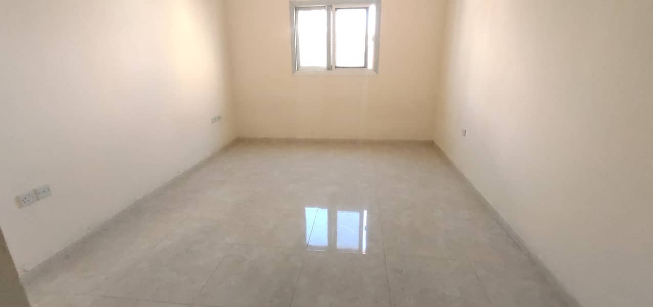 READY TO MOVE LOOK LIKE A BRAND NEW APARTMENT 1 BHK 1 MONTH FREE IN JUST 17999 K