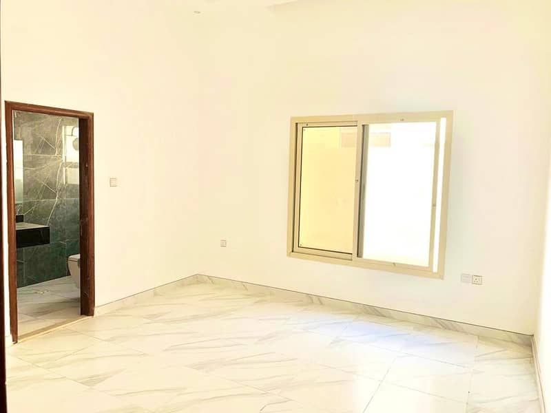 Villa for rent in the emirate of Ajman, Al Yasmeen area, super deluxe finis