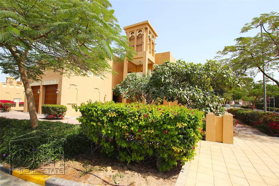 5 Bedrooms | Dubai Style | Landscaped