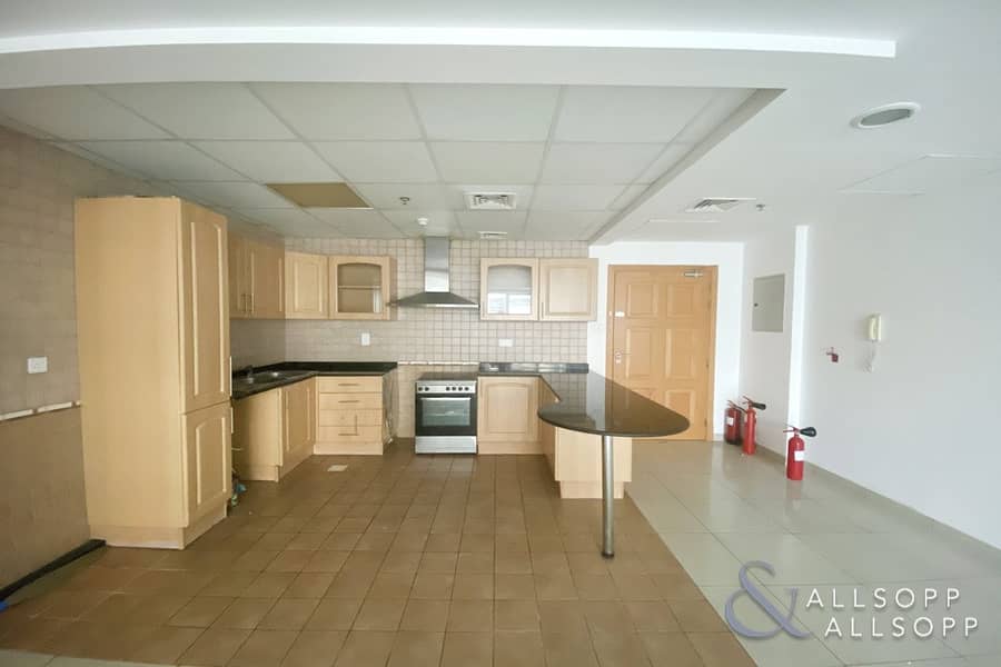 4 Allsopp And Allsopp Offers This 1315 Sq. Ft. (Approx)- 3 Bedrooms in Armada Tower