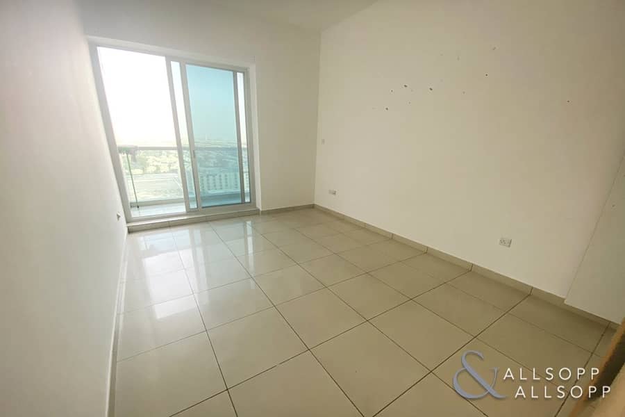 6 Allsopp And Allsopp Offers This 1315 Sq. Ft. (Approx)- 3 Bedrooms in Armada Tower