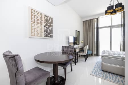 Elegant and Furnished Studio | Pool View Elegant and Furnished Studio | Pool View