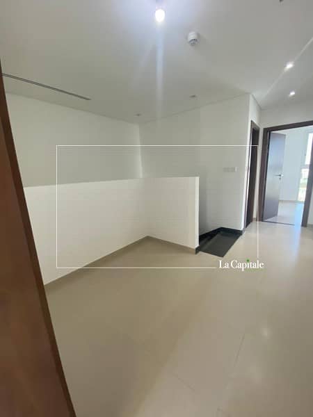 21 End Corner Unit | Pool View | Huge Plot