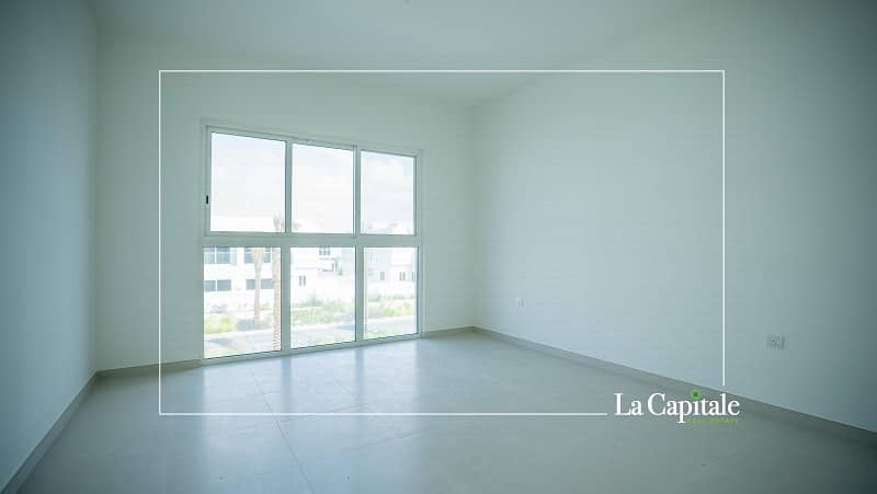 28 End Corner Unit | Pool View | Huge Plot