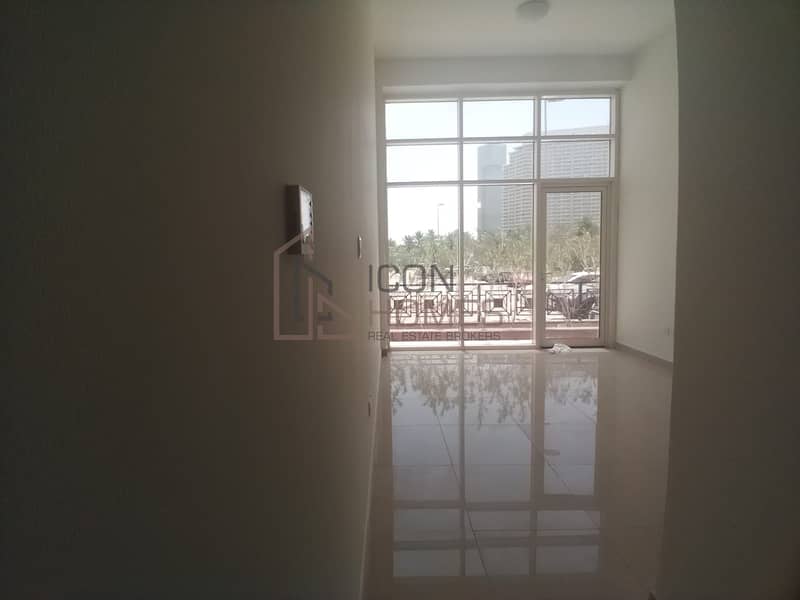 13 GRAB THE KEYS NOW!!!STUNNING SPACIOUS 2 BR +STORE G-floor  Apt 1 month free