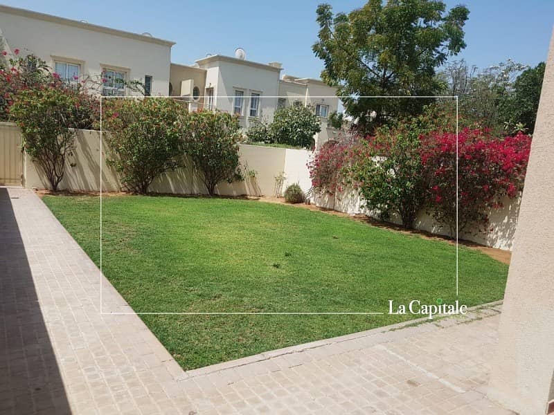 15 Full Lake View | Closed Kitchen | Landscaped Garden