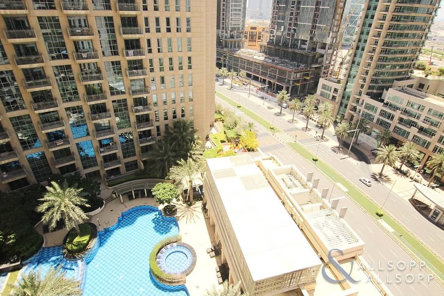 10 1 Bedroom | Fountain and Boulevard Views