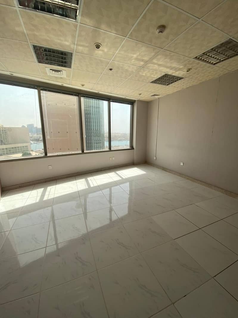 Neat & Spacious Office Space in Al Reem Tower