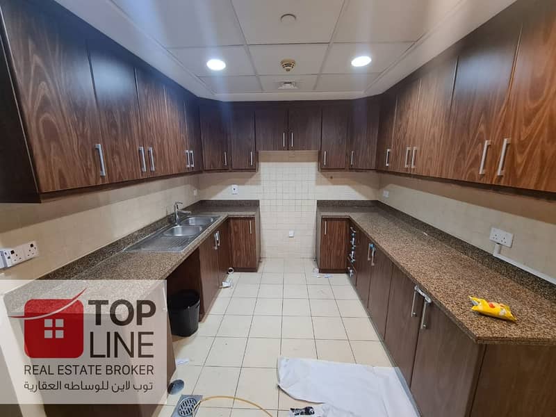 10 Exclusive 3BR+Maid | Prime Location | Tenanted