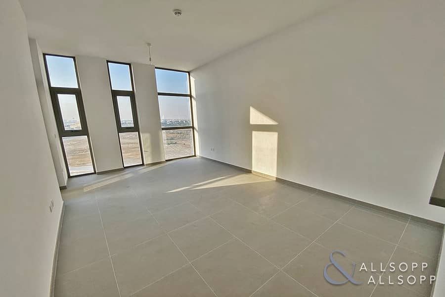 2 Modern 1 Bedroom Apartment | Available Now