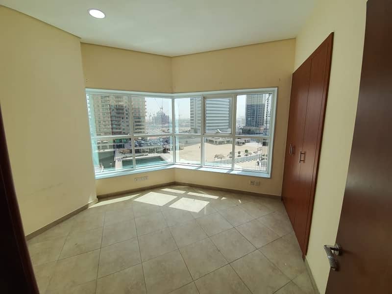 2 Bedroom Apartment For Rent - Dubai Gate 2