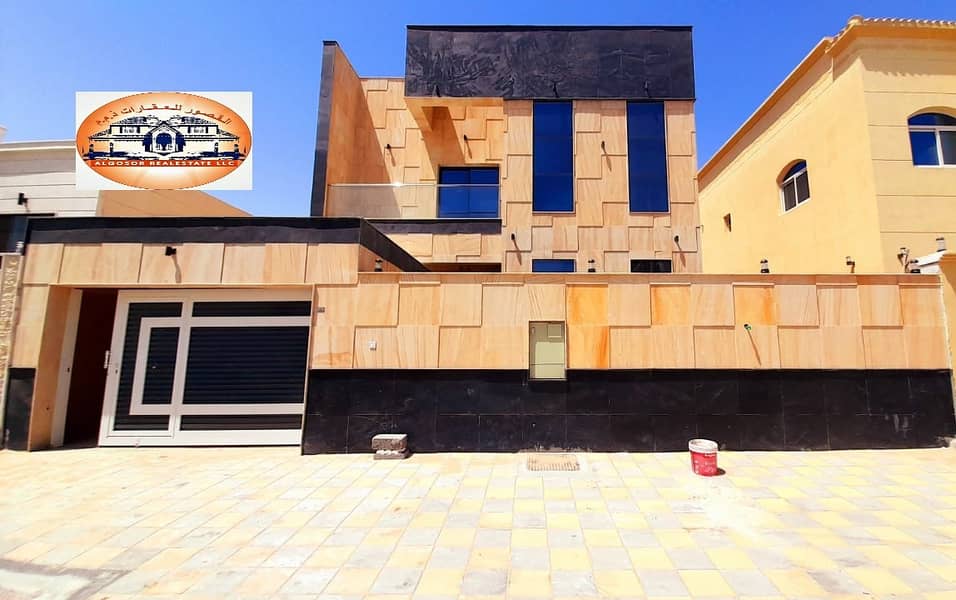 For sale a new villa directly on the main street, ready for housing in the Yasmine area - with easy banking facilities.