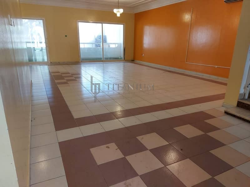 4 NEXT TO BEACH VILLA 5 BEDROOMS BIGGEST HALL REMOTE CONTROL PARKING