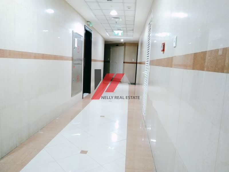 {ONE MONTH  FREE } NEAR TO POND PARK\\\ 2 BHK HUGE HALL 2 BALCONY  BIG WARDROBE  FREE PARKING  ALL FACILITIES . . .