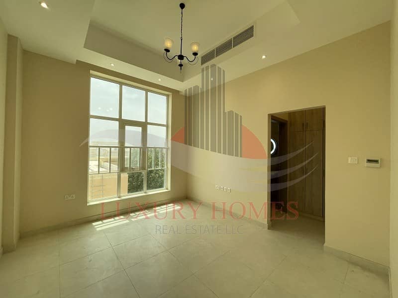 16 A Perfect Place to Live Featuring Balcony
