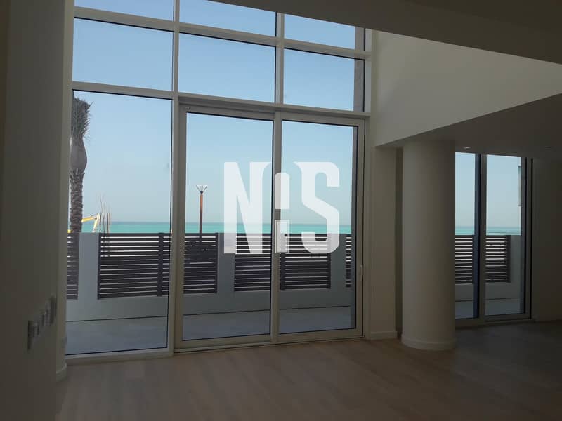 2 Fabulous Townhouse with Spectacular Sea View