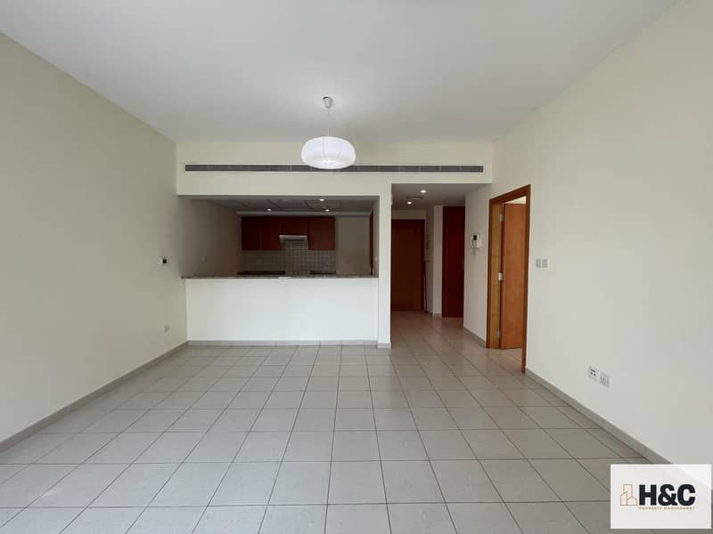 Spacious 1BR | Balcony | Unfurnished