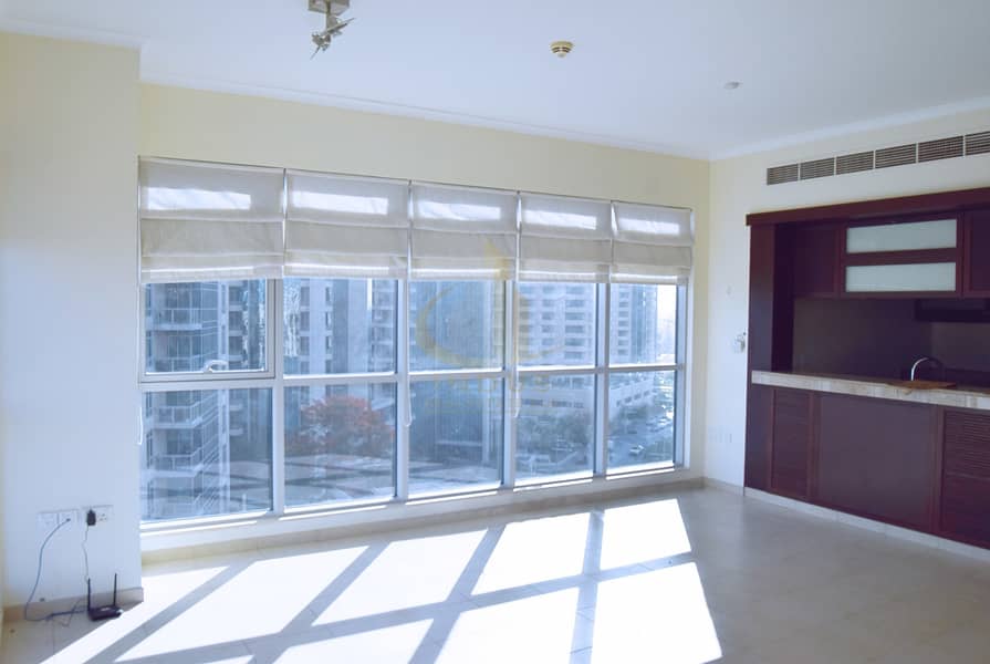 7 Pool View | Amazing 1BR+Balcony in The Residences Downtown