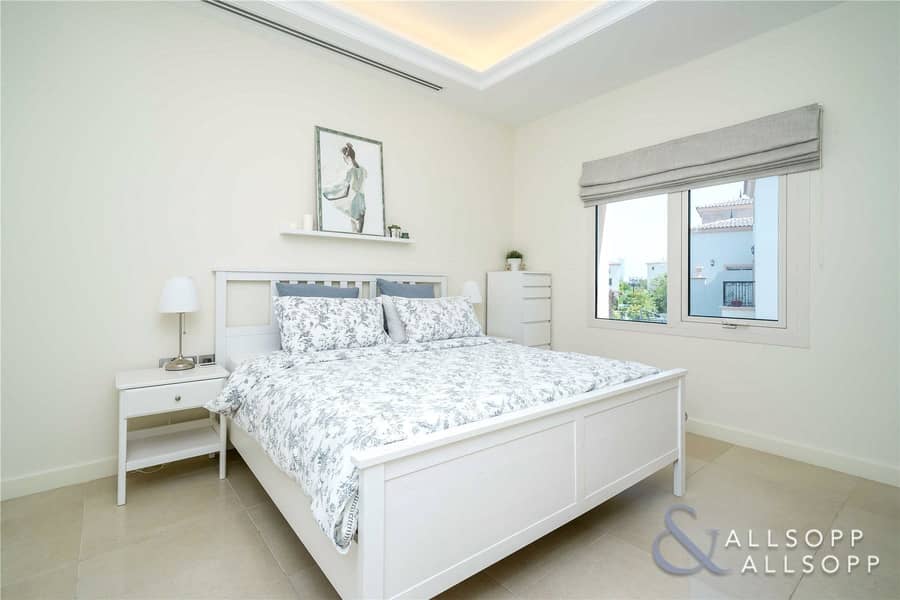 9 3 Bedrooms | High Spec | Spacious Living