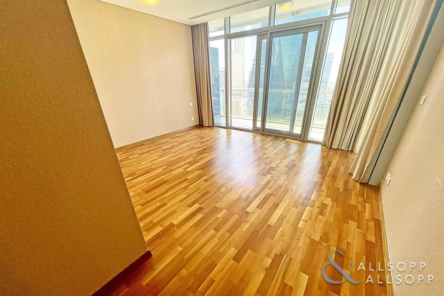 8 One Bedroom | DIFC Views | Large Balcony