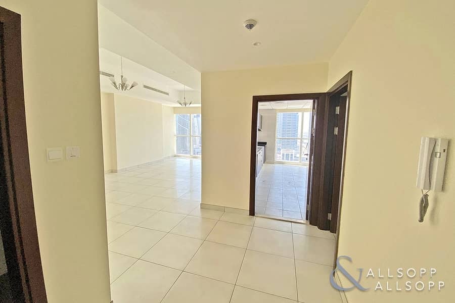 5 2 Bed Apartment | Maids | 150m From Metro