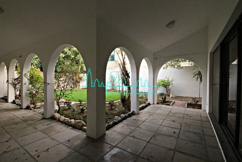 10 1 month free|Beautiful single story 3 bed |Garden
