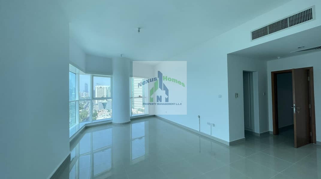 10 4BR with Maid's Room + Private Parking in Corniche