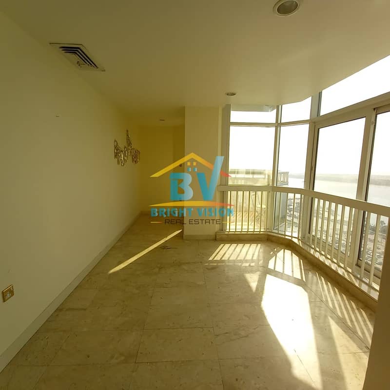 5 Spacious 3BHK+Maidsrooom with Beautiful View in Corniche.