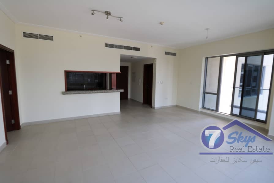 Neat and Spacious 1 Bedroom Apt in South Ridge
