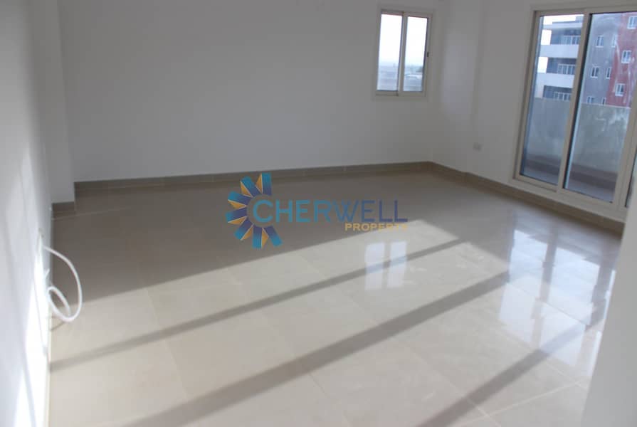 6 Great Price | Well Maintained Apartment | Pool View
