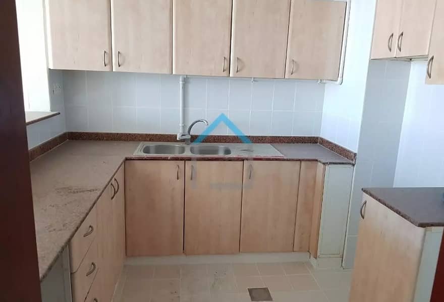 4 Spacious 1BR in England Cluster @ AED 25K (4 chqs)