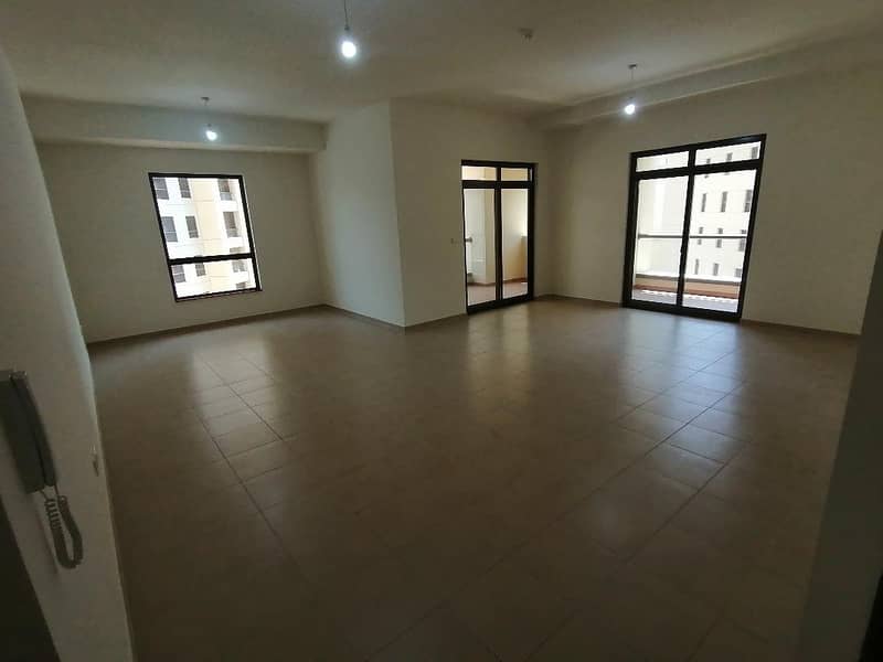 JBR, 2 MONTHS FREE , NO COMMISSION , VERY LARGE 2 B/R WITH LARGE KITCHEN