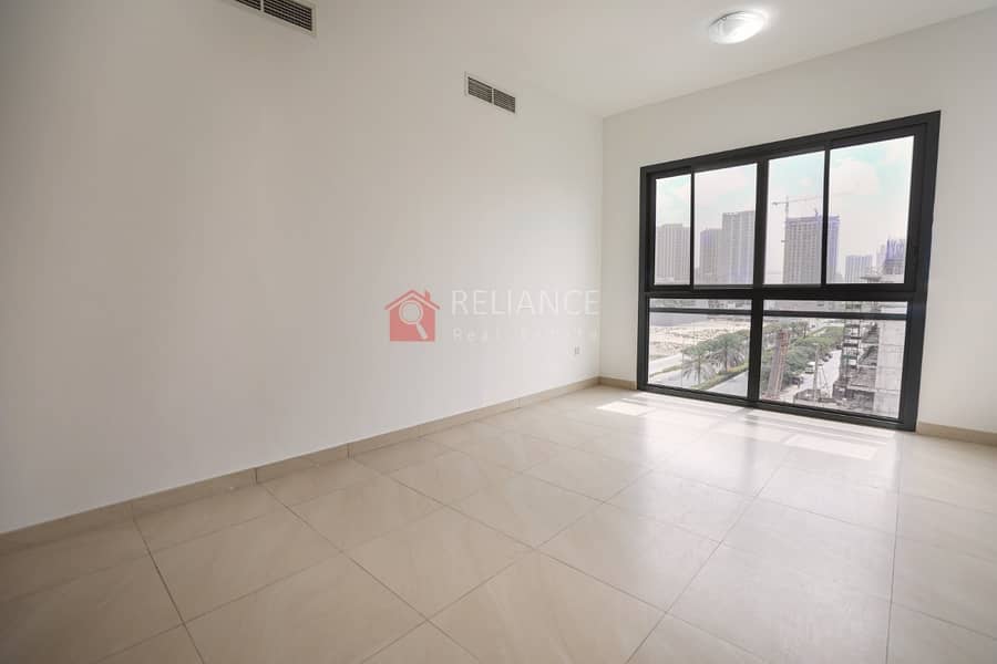7 12 Cheques - Brand New 2 Bedrooms Apartment in JVC