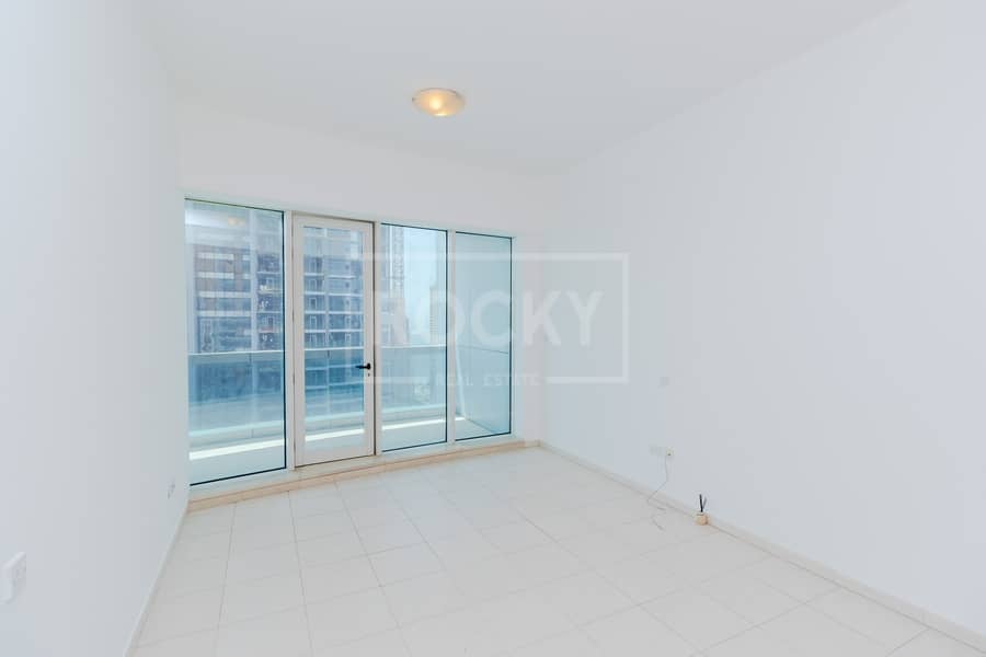 10 higher Floor | 4-Bed | Spacious | Marina View