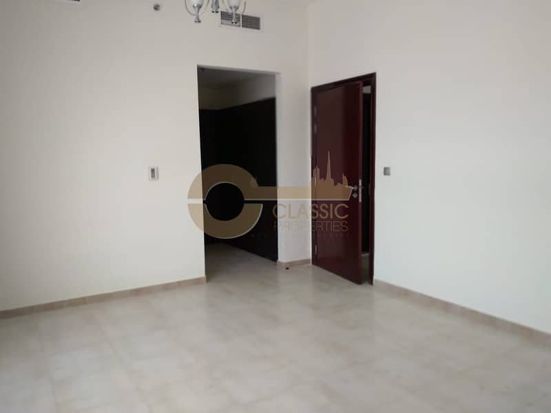 13 Spacious 2bed |Free Chiller | Hamza Tower