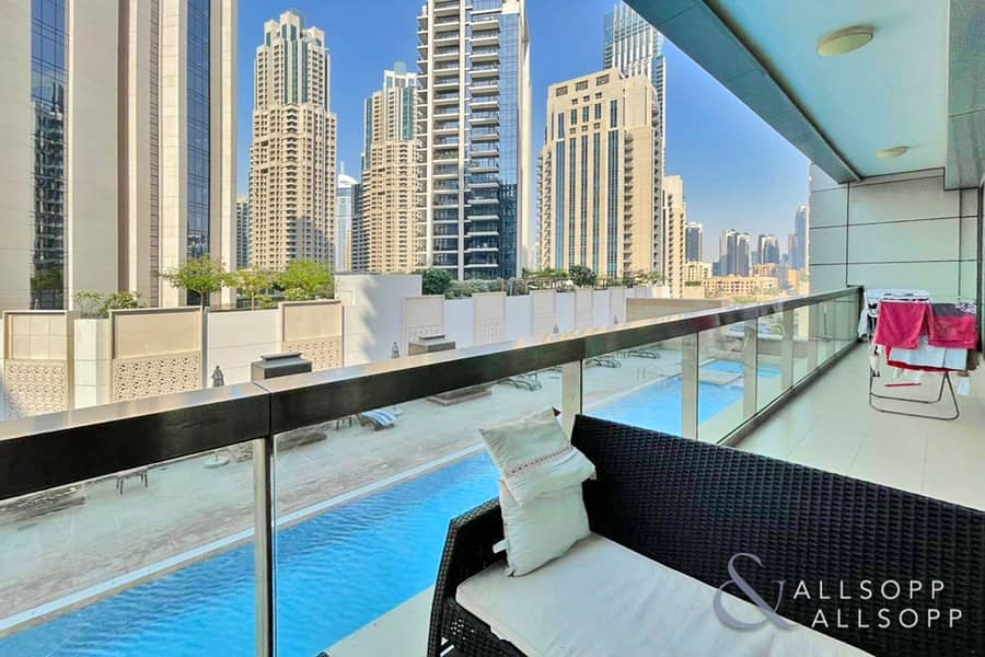 2 Pool Views | Large Balcony | Two Bedrooms
