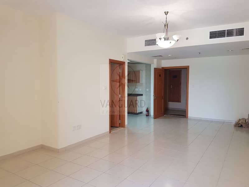 Unfurnished Studio Apartment for Rent in Emirates Garden 2