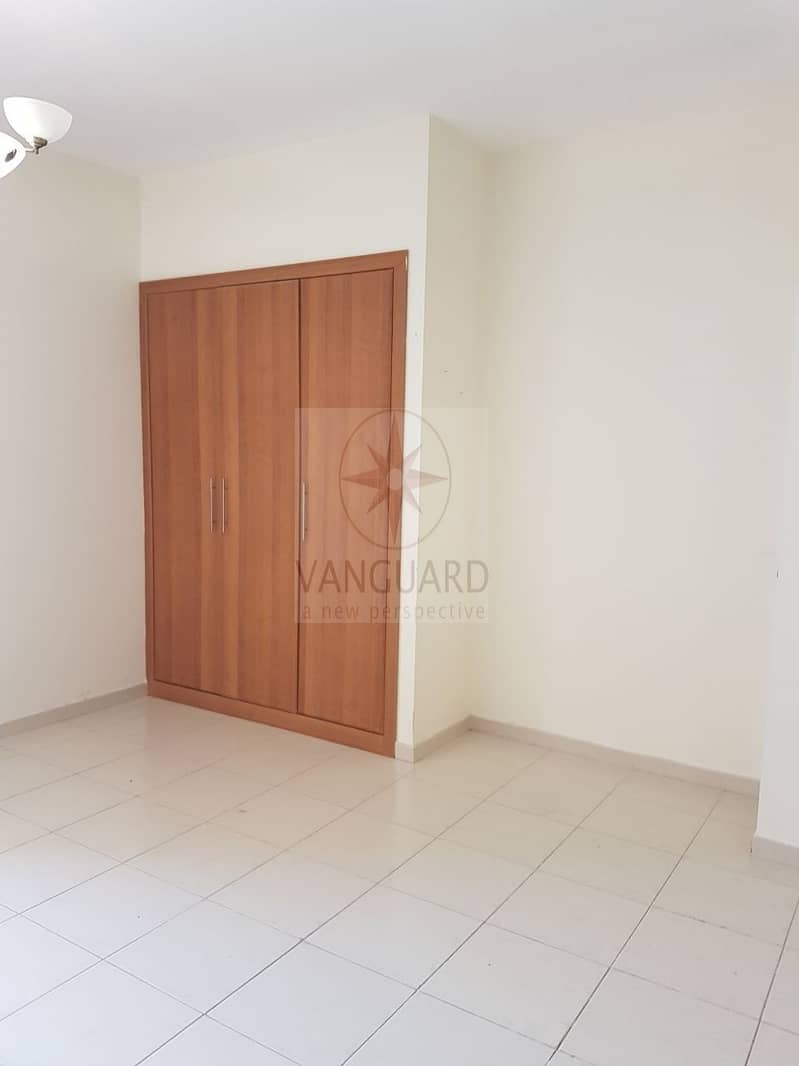 4 Unfurnished Studio Apartment for Rent in Emirates Garden 2