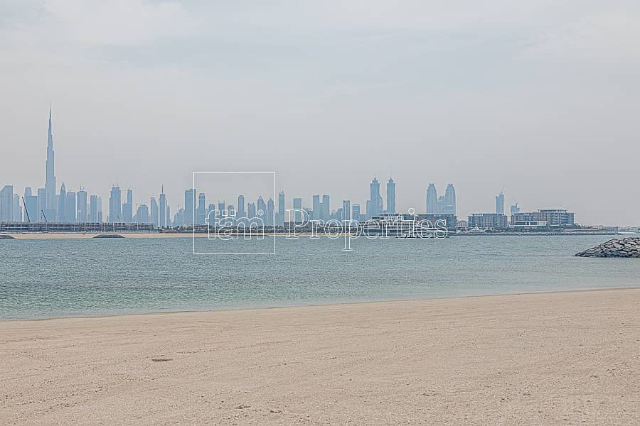 Residential Plot for Sale in Jumeirah Bay