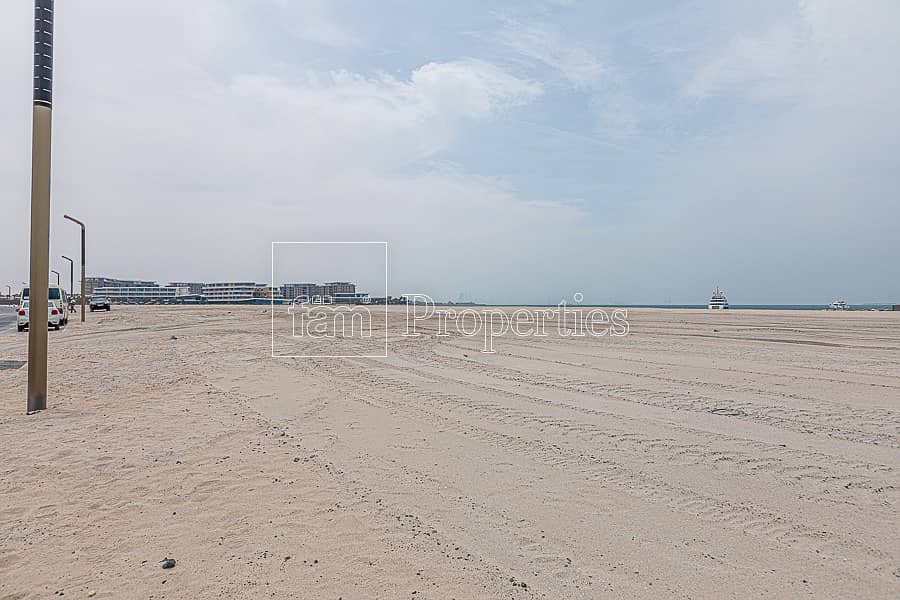 4 Residential Plot for Sale in Jumeirah Bay