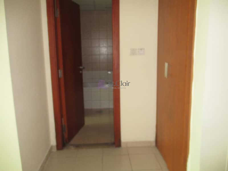 8 Amazing Dear 1 Bedroom in Al Dhafrah 4