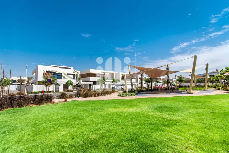 Exclusive 4 Beds TH| Big Layout Type A Exclusive 4 Beds TH| Big Layout Type A