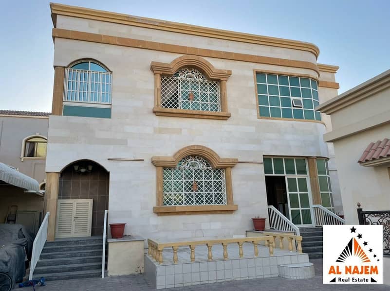 Sale: Stone villa with electricity, water and split air conditioners in Al Rawda 2 area in Ajman, very close to the mosque, with the possibility of bank or cash financing