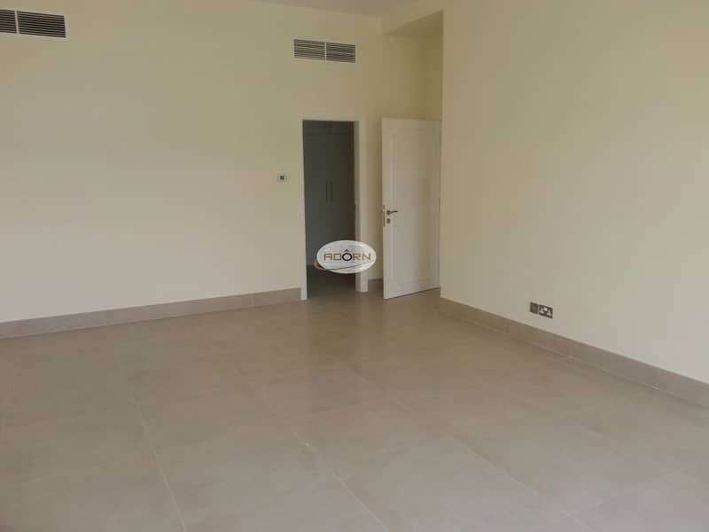 New finish 3 bedroom plus study single storey independent villa in Jmeirah 3