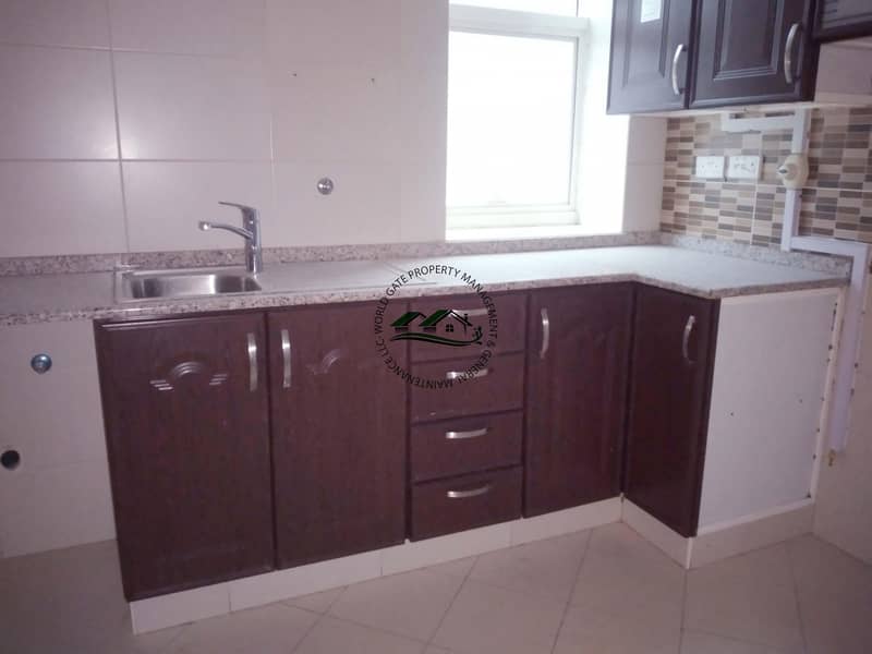 7 Stunning 2BR Apartment located in Al Nahyan| Parking