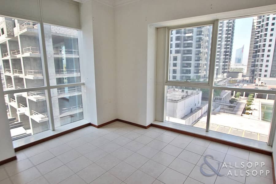 9 1 Bedroom | Unfurnished | Near The Metro