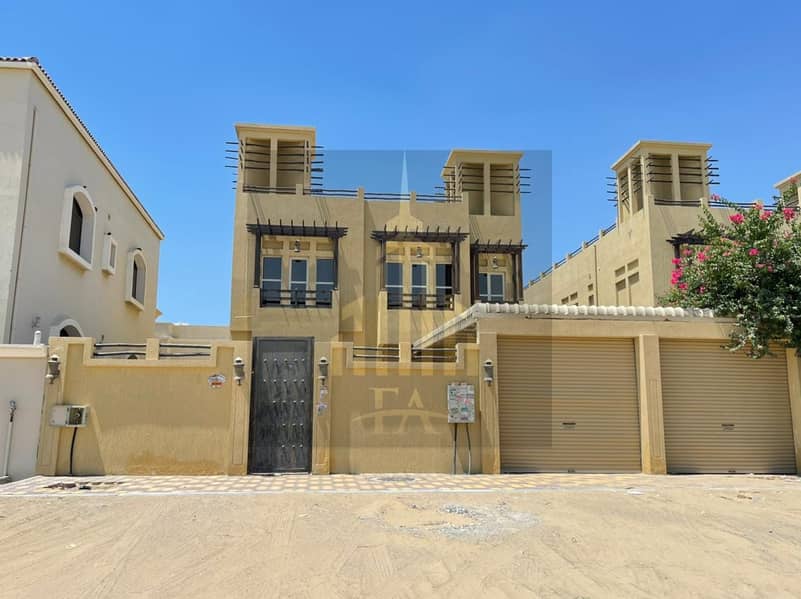 VILLA FOR RENT 5 BEDROOM HALL (MOWIHAT 1) AJMAN 85,000/- AED YEARLY