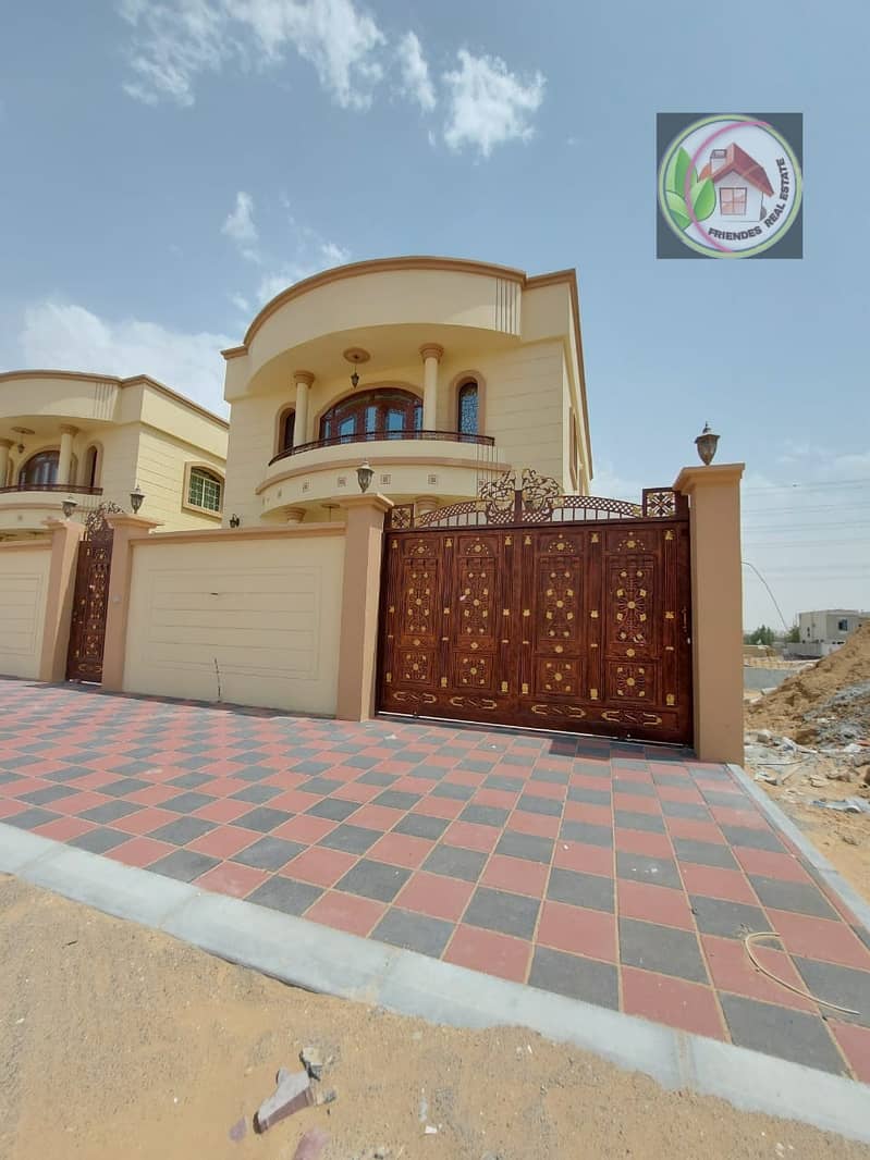 Freehold villa with a large building area on the street in the Jasmine area without commission